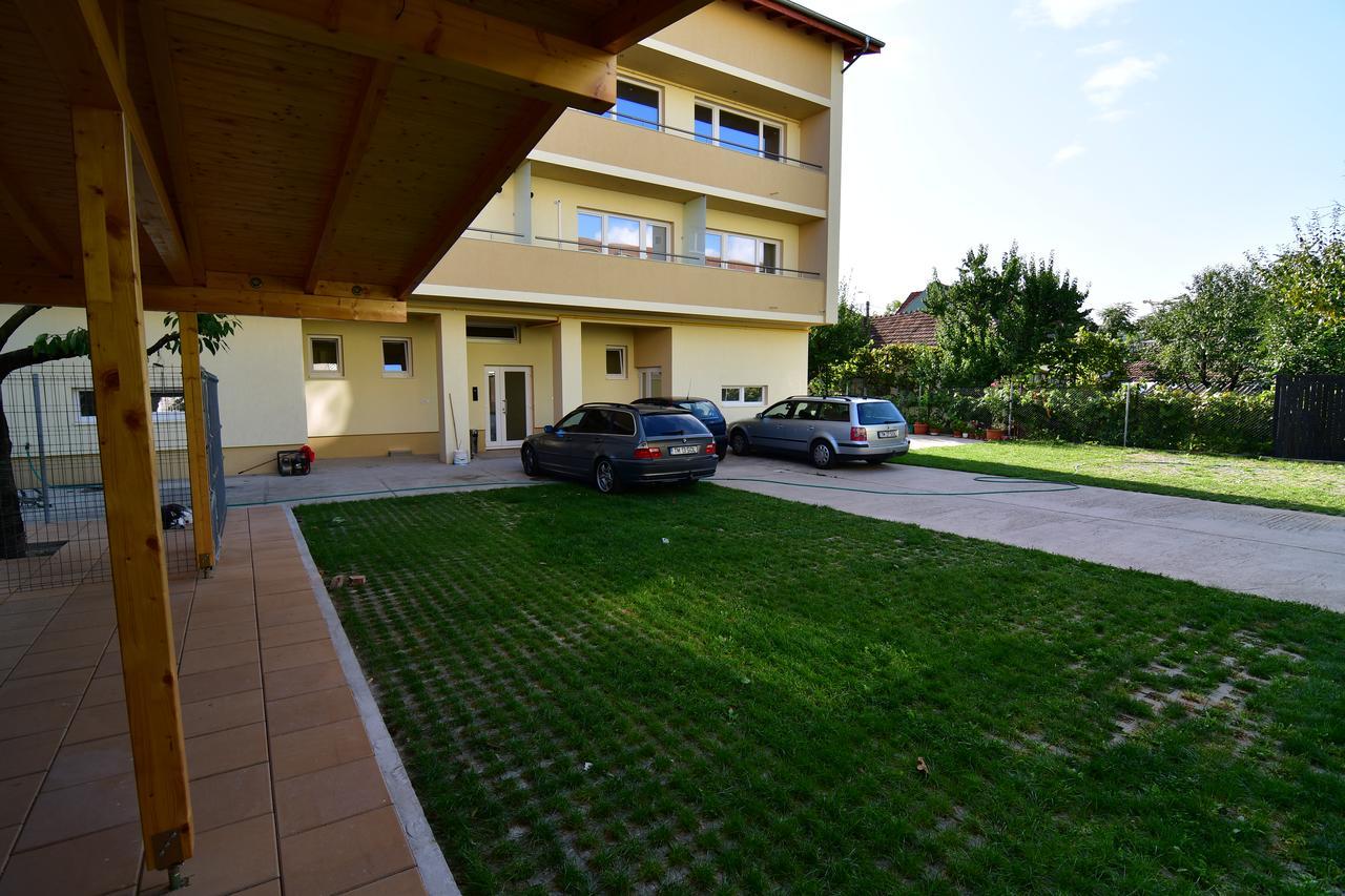 City Premium Apartments Temešvár Exteriér fotografie